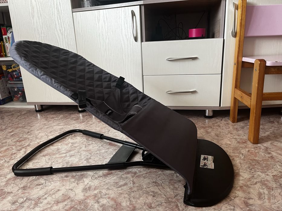 Продам шезлонг до 10-12 кг