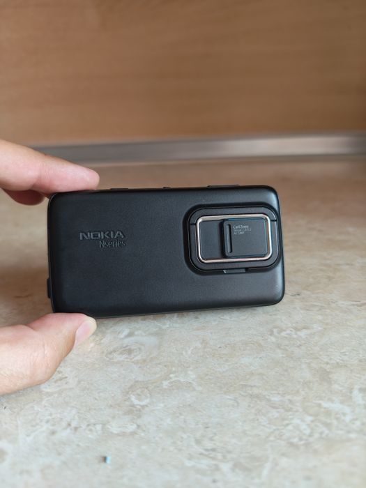 Nokia N900, Maemo, без бартери и пазарлъци