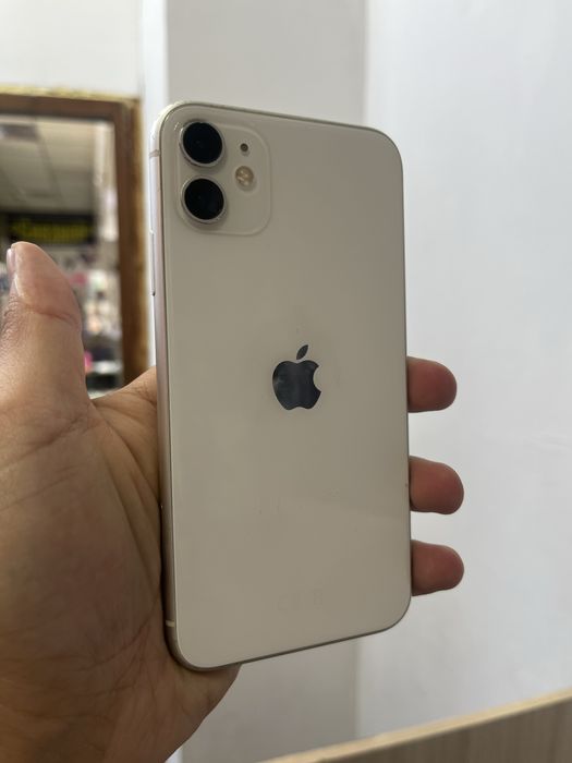 Iphone 11 64 GB белый