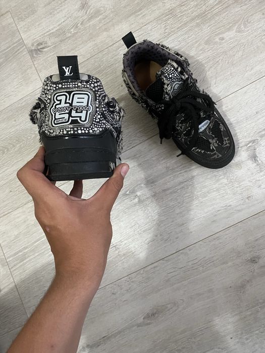 Lvskate Svarovski