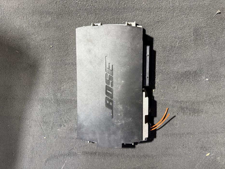 2011 Audi A8 D4 4H/ Bose аудио усилвател