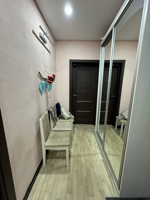 Продам 2 комн квартиру улучш