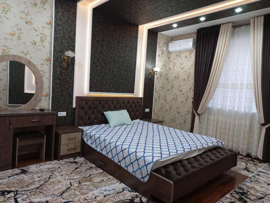 Shayhontohur.Chorsuda uy ijaraga beriladi.Oila va talabalarga