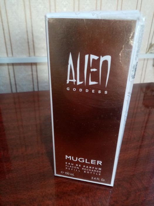 Alien Goddess MUGLER