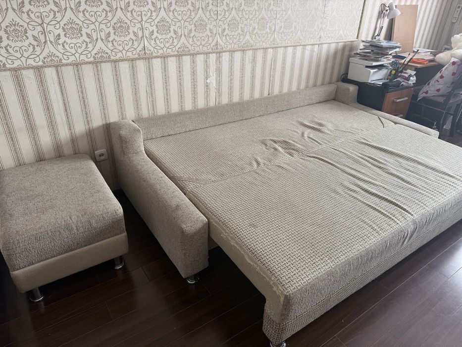 Диван в гостинную