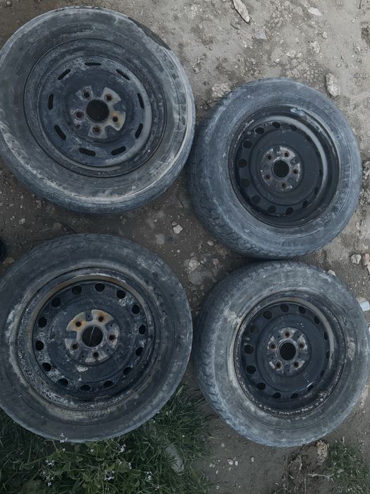 Шина с дисками. Диски. Штамповка