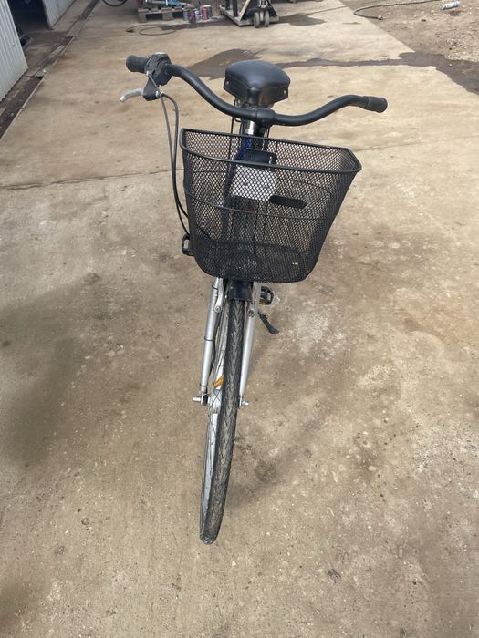 Bicicleta dama cu roti pe 28