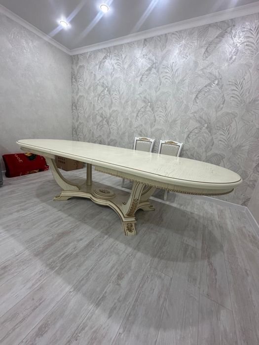 продам стол , без стульев