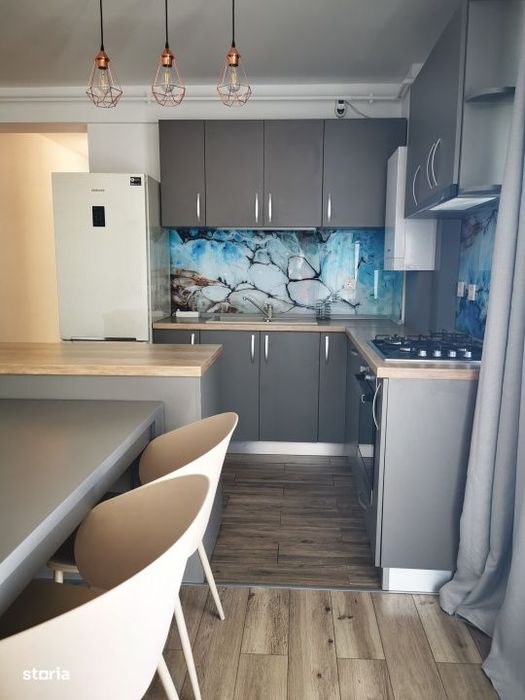 Apartament 3 camere, cu garaj si boxa, in Borhanci