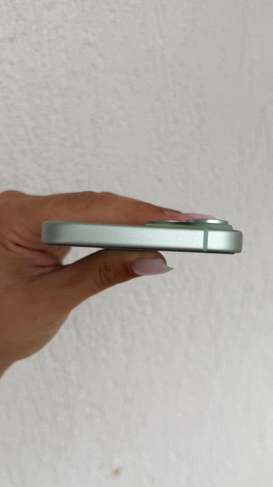 Смартфон Apple iPhone 15, 128GB, 5G, Green