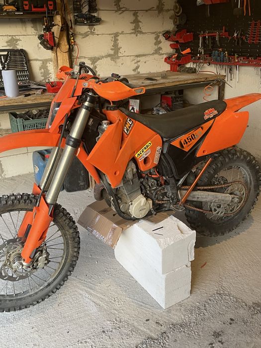 Vînd ktm exc 450 2004  cu acte de înmatriculare