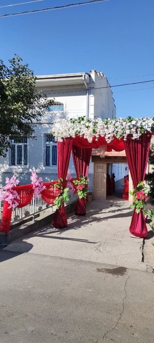 Tayyor biznis sotiladi afarmleniya bezaklari gullari sotiladi