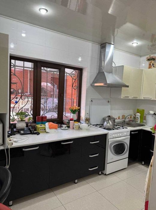 2.3 сот, 4 комн, 135 м², 2 этажа. Метро Тошкент, Сев. вокзал, Сарикул