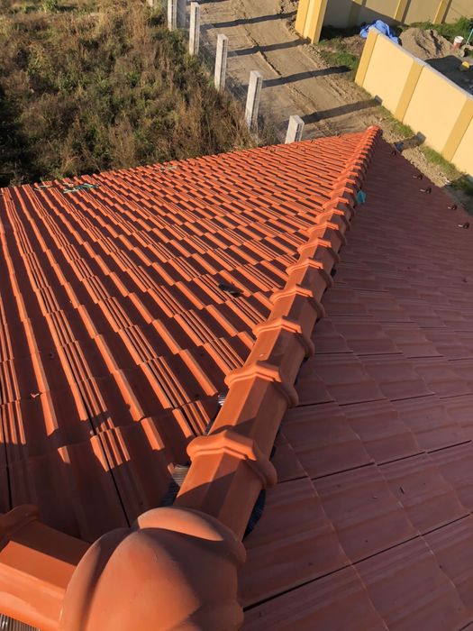 Acoperisuri reparati si montaj terase si foisoare