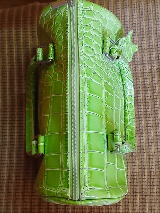 Нова италианска дамска чанта 100 % ест. кожа