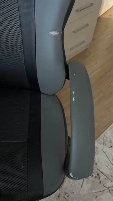 Геймърски стол за бюро