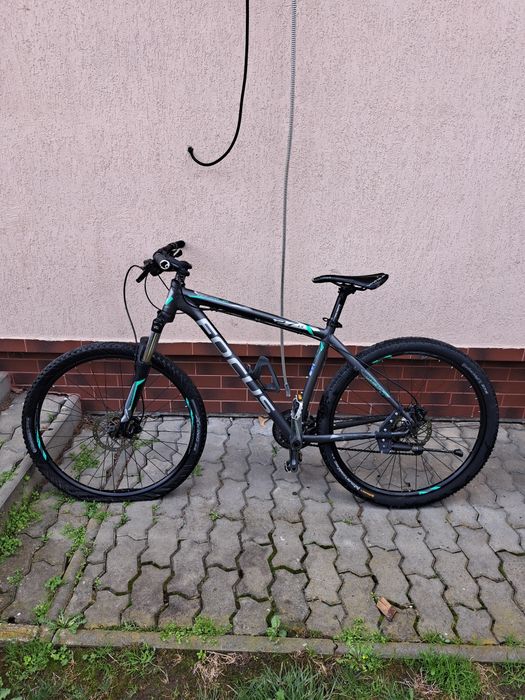 Vând bicicleta focus whistler sport series