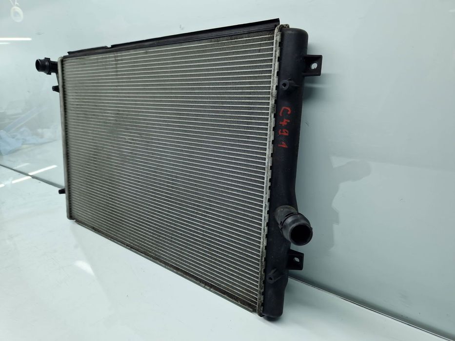 Radiator apa  Volkswagen Golf 6 (5K1) [Fabr 2009-2013] 1K0121251DD 1.6