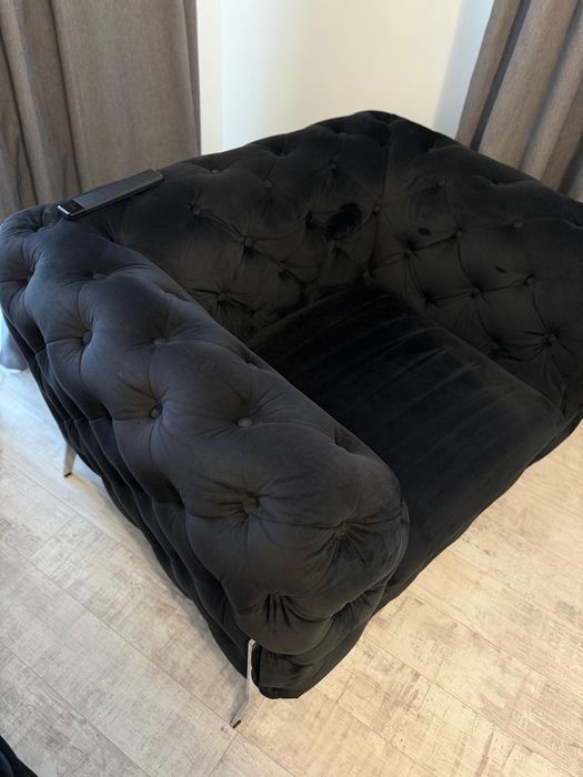 Canapea Chesterfield + fotoliu Chesterfield +suport picioare Chesterfield