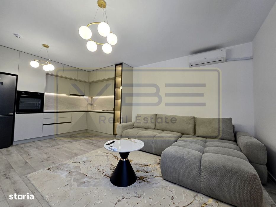 Poitiers Tower /  Continental- Aumovio- 2 camere  -modern
