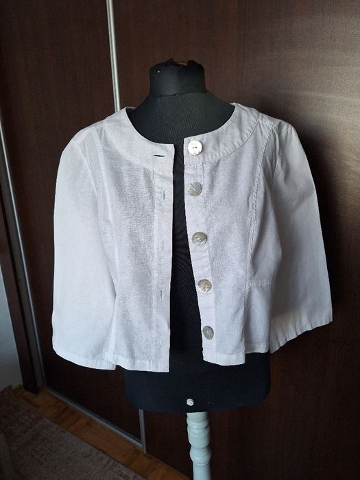 Бяло ленено сако