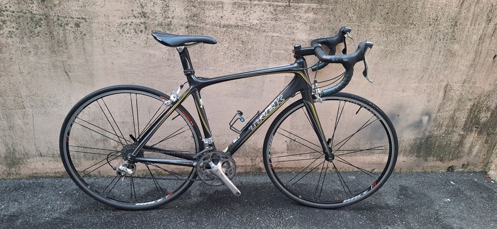 Продам карбоновый шоссейник TREK  Madone