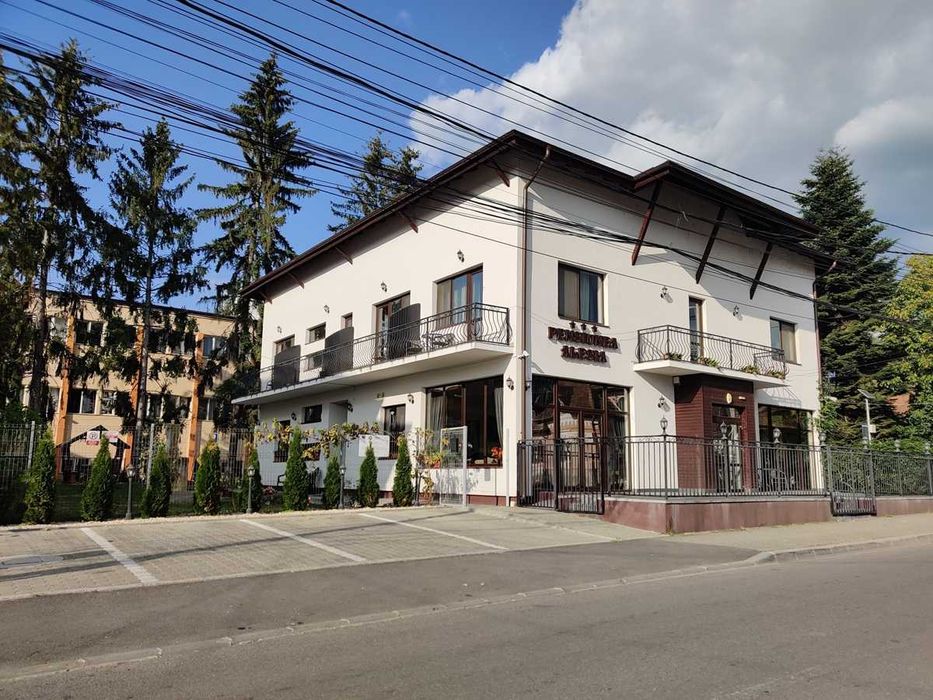 Spațiu multifuncțional de închiriat – zonă centrală Pucioasa