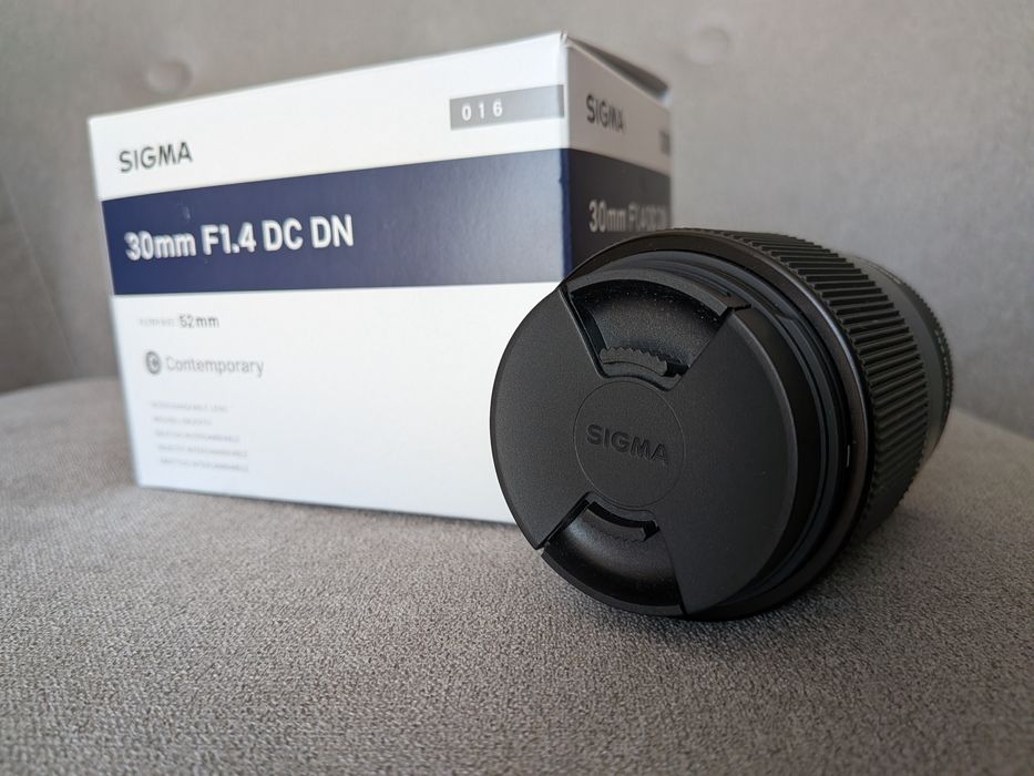 Obiectiv Sigma 30mm 1.4 dc dn montura Canon EF-M