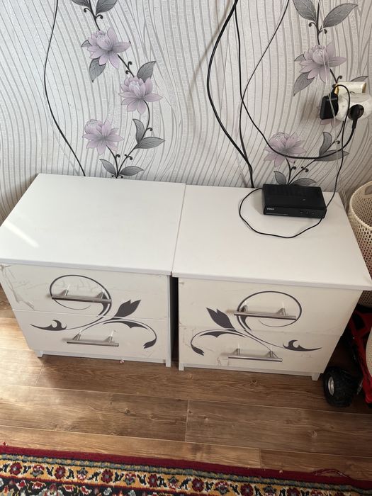 Продам Спальный гарнитур