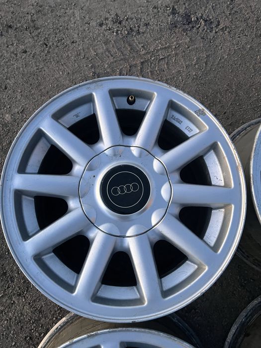 R15 ромашка от ауди 80 В4