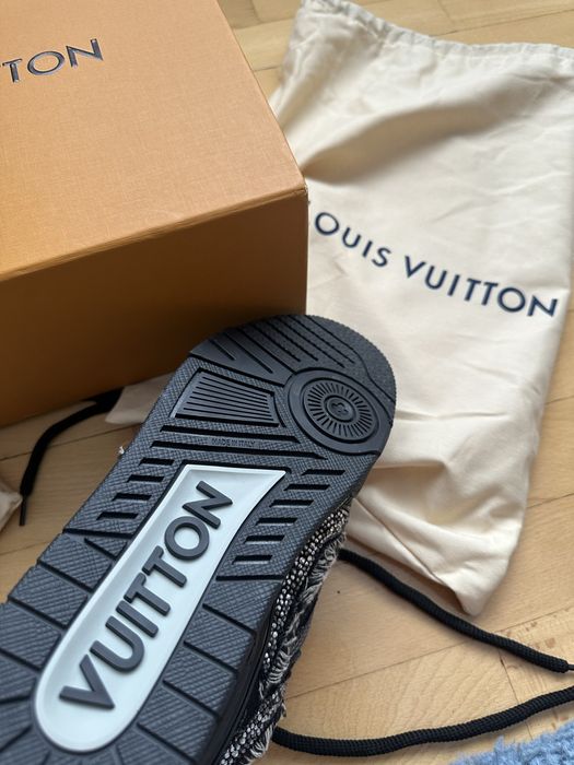 Vand Louis Vuitton Skate marimea 42
