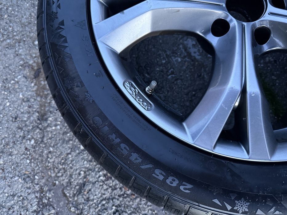 Vand roti Bmw 5x120 R 19 cu anvelope M+S