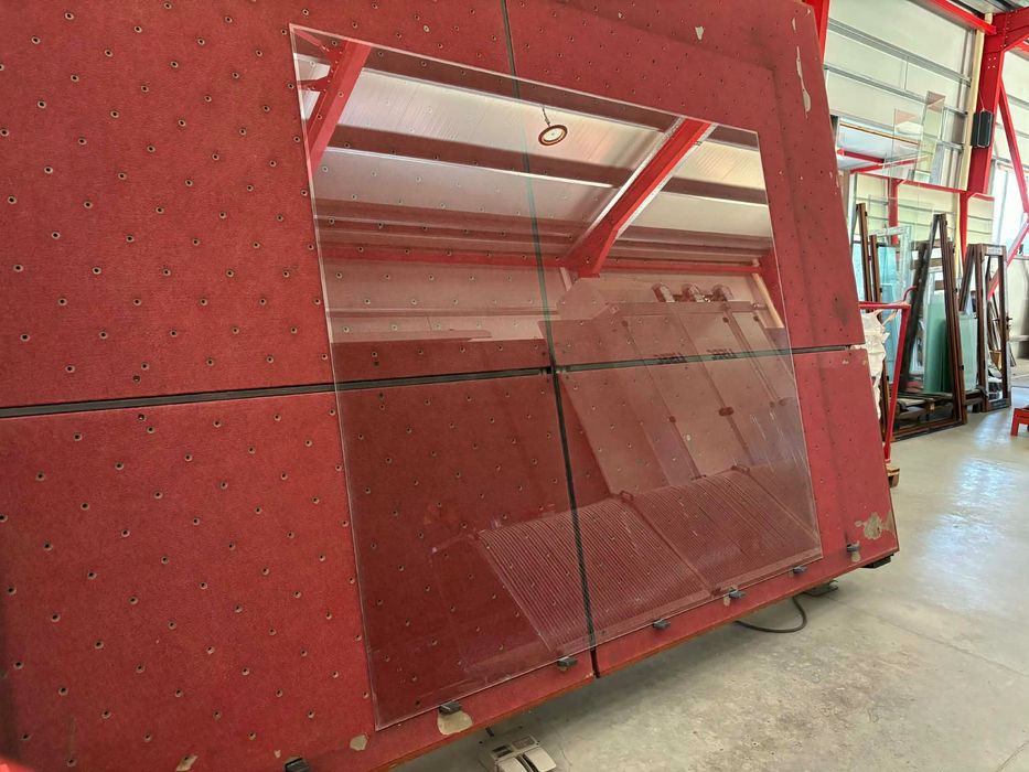 CNC Маса за разкрой на стъкло