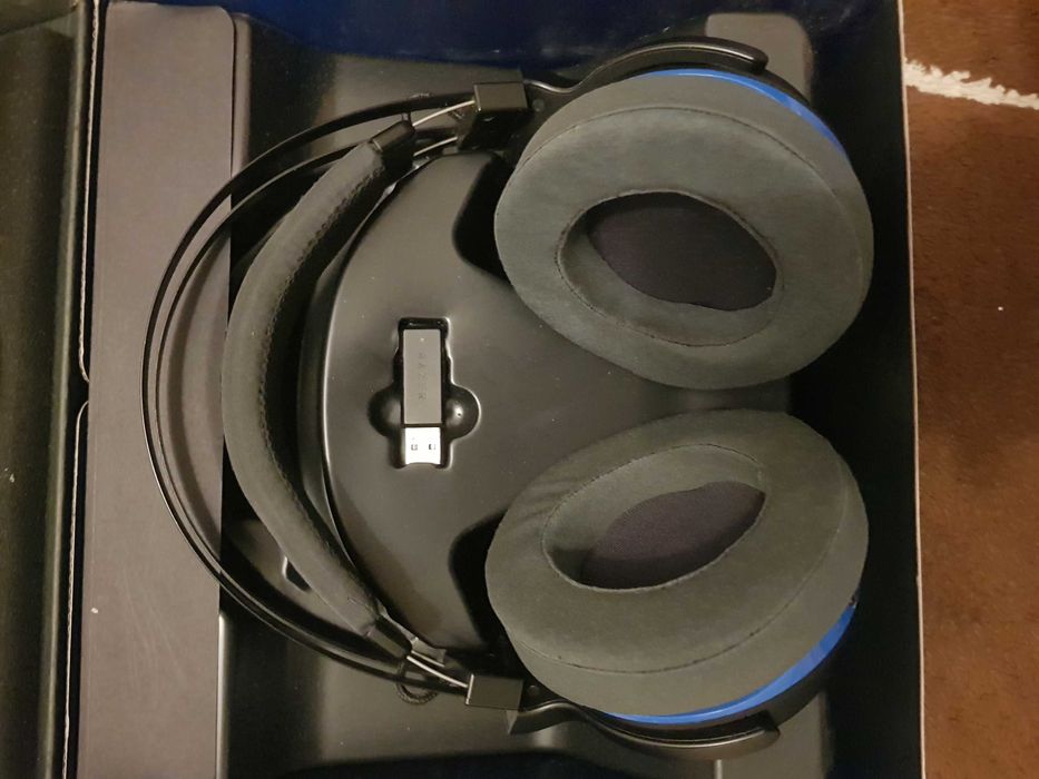 Слушалки - Razer Thresher wireless Gaming Headset PS4