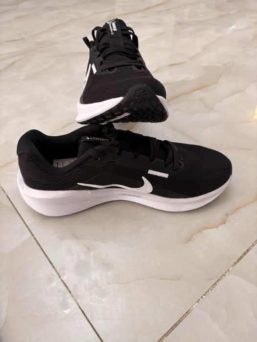 Adidasi nike downshifter 13