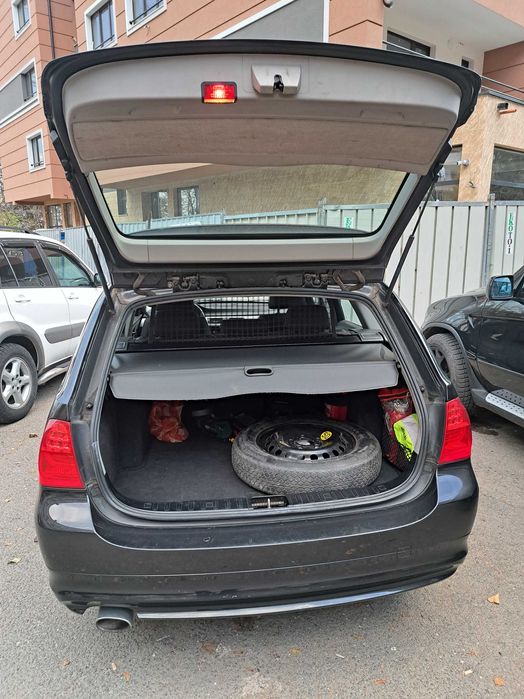 Продавам БМВ 318Д, 2012г.