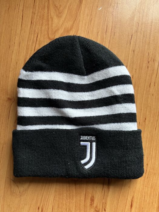 Зимна шапка Juventus
