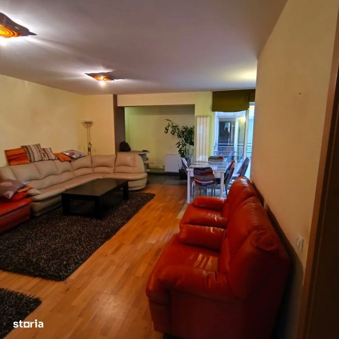 Apartament 3 camere, parcare subterana, boxa, etaj 1, semicentral