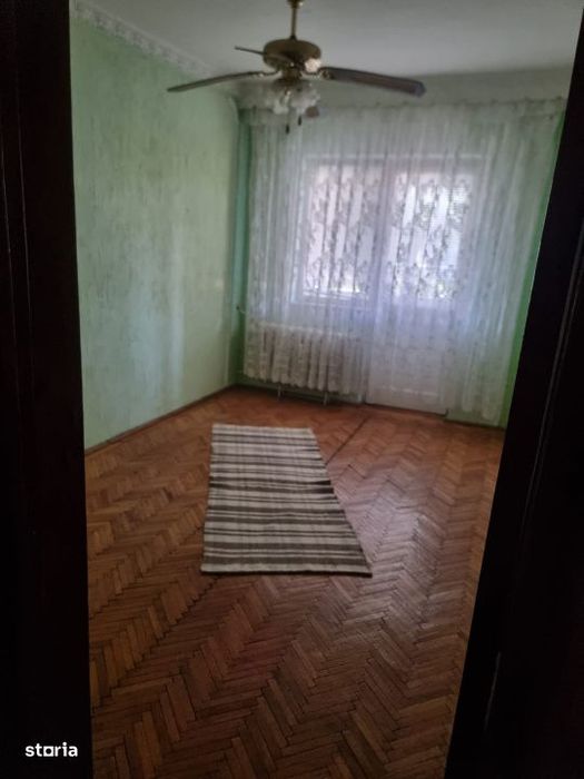 Apartament 3 camere, 60 mp, zona Hipodrom