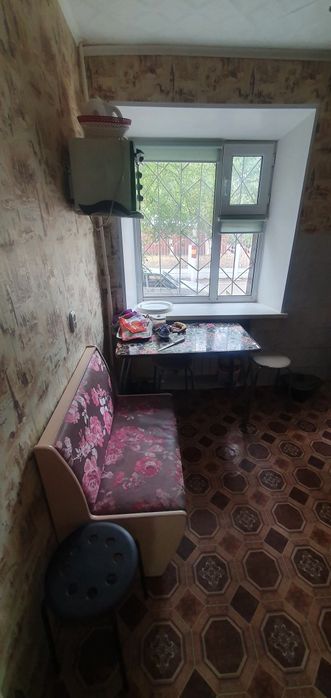 Продам квартиру в 16 мкрн