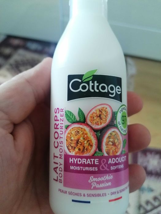 Set cosmetica ingrijire femei-  Cottage