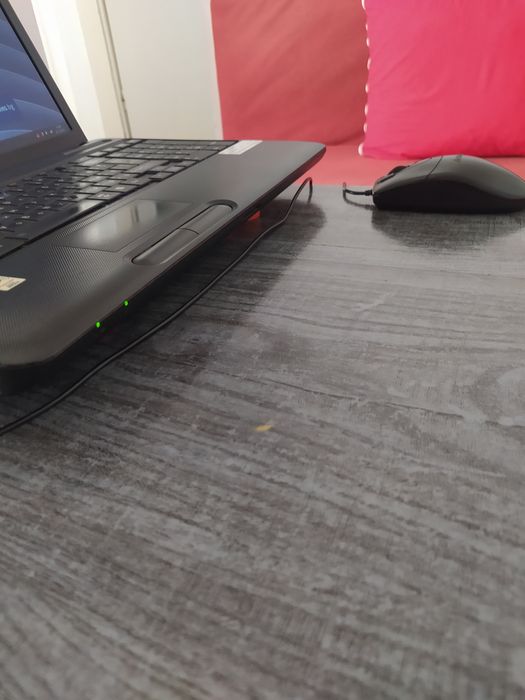 Лаптоп Тошиба сателите