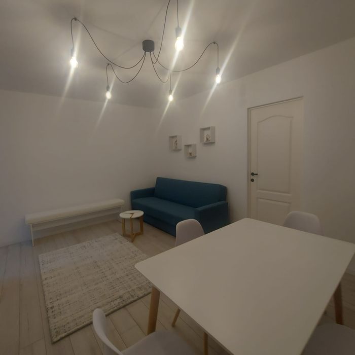 Apartament cu doua camere de inchiriat