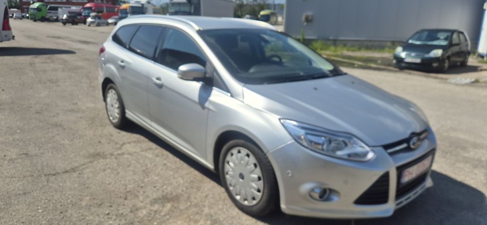 FORD Focus 2013 — imagine 2