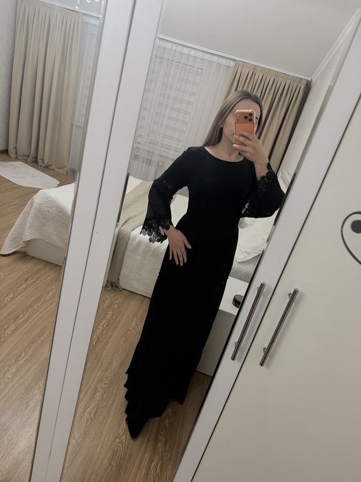 Продам срочное вечернее платье