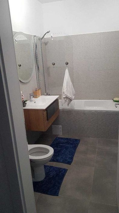 Inchiriere apartament 2 camere bloc Eleven, cartier Tractorul - Coresi