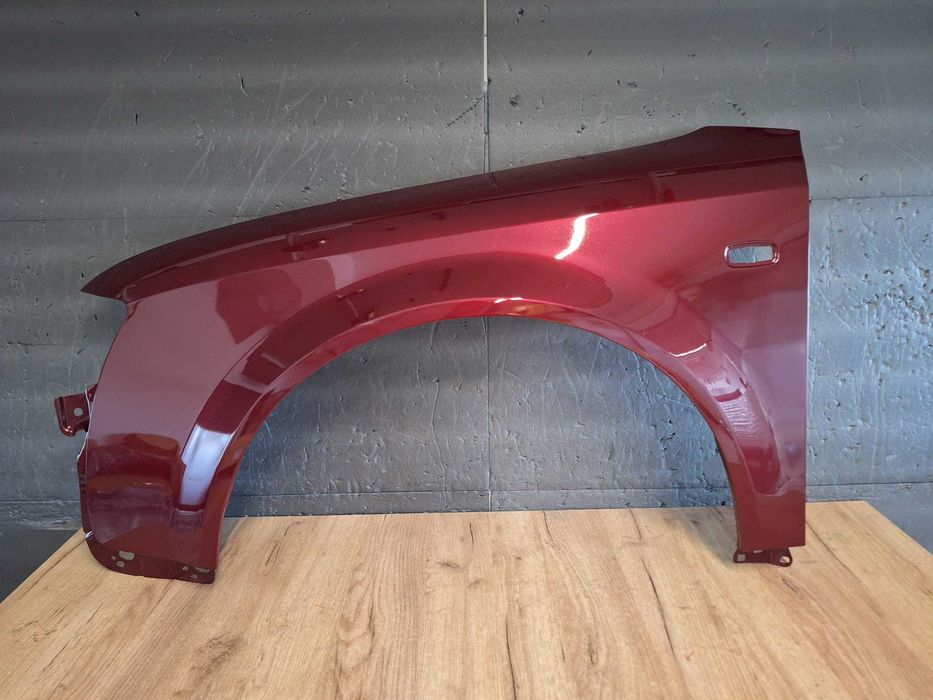 Aripa Fata Stanga Audi A4 B6 An 2000-2004 (LZ3H (Rosu))