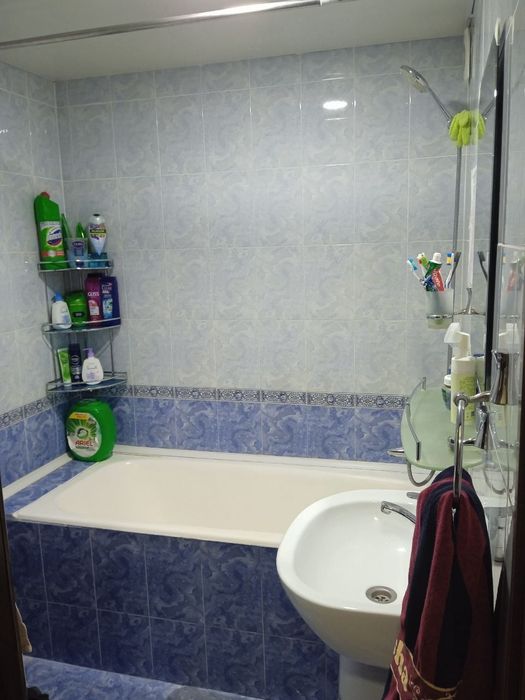 Уй сотилади мебеллари билан