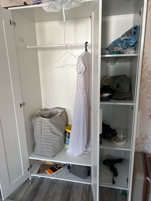 Белый Шкаф для одежды, икеа.