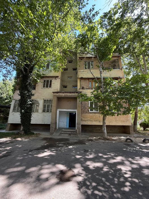 Чирчикда жойлашган 2хона срочно сотилвоти